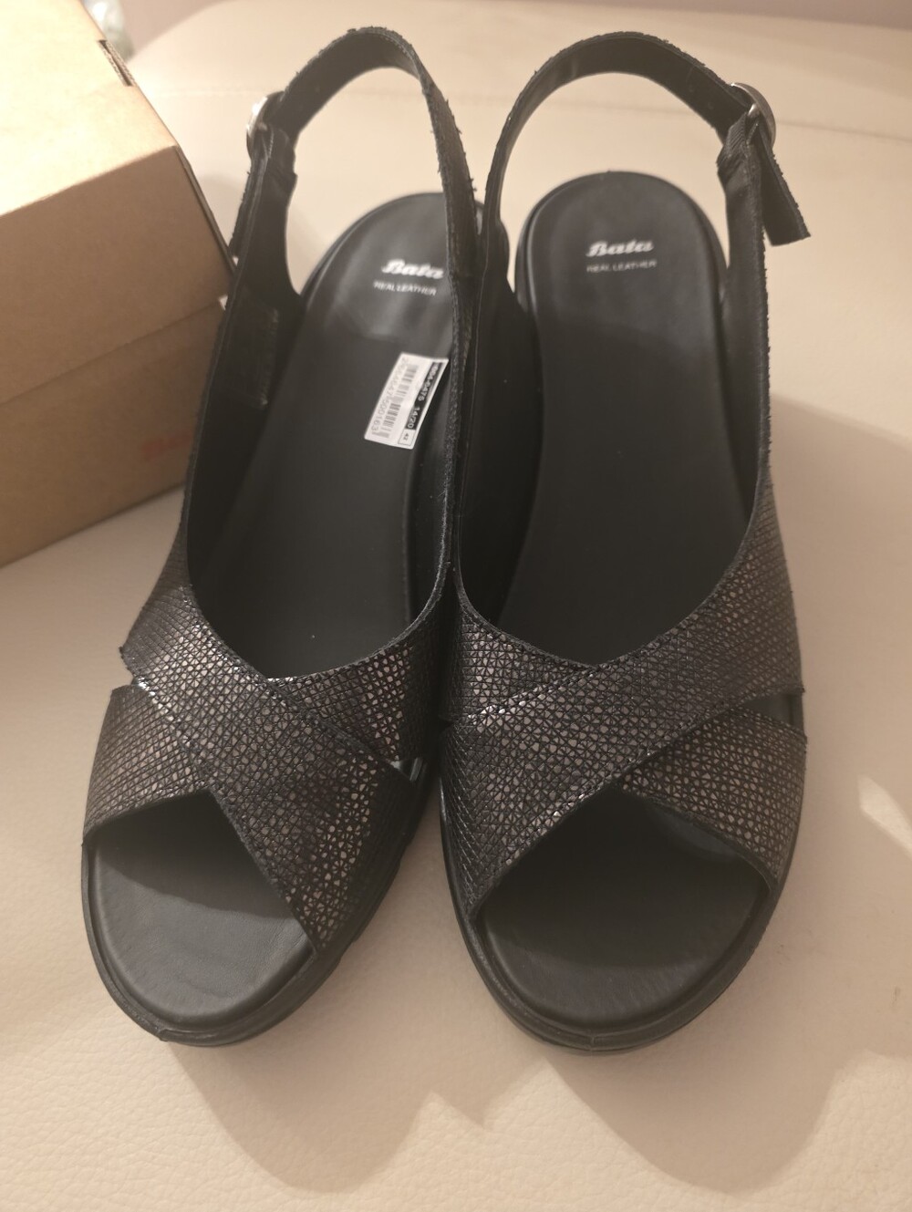 NIB - Bata Sandals Size 42